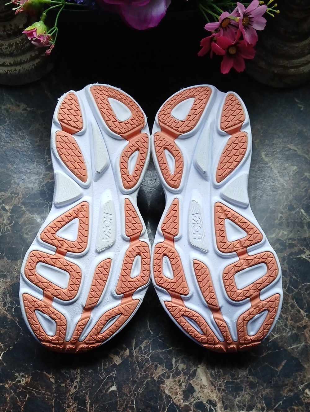 Hoka One Bondi 8 Comfort/Lifestyle Medical Field Shoes Size 7.5D Wide for Women - Picture 12 of 12